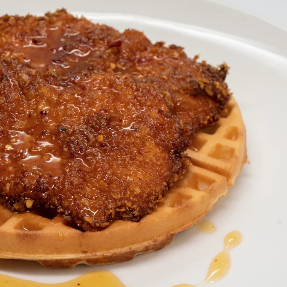 BUTTERMILK CHICKEN WAFFEL