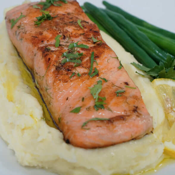 GRILLED SALMON FILLET